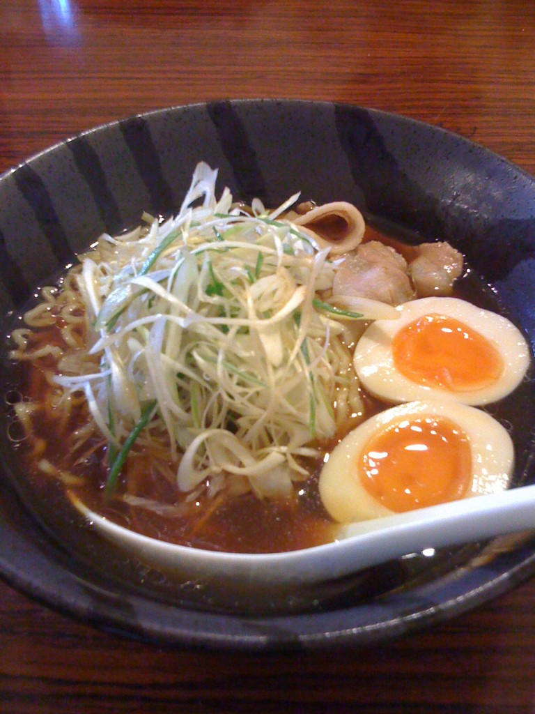 煮玉子ラーメン