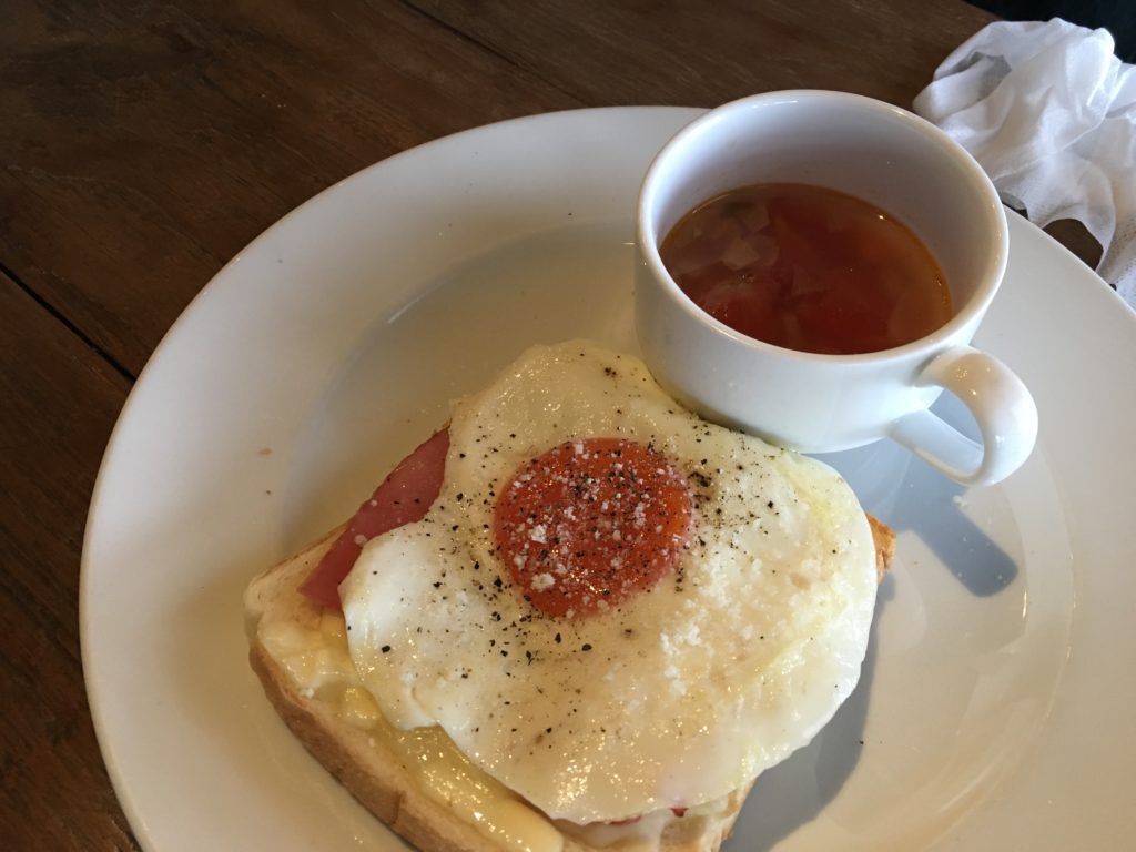 日替わりモーニングセット